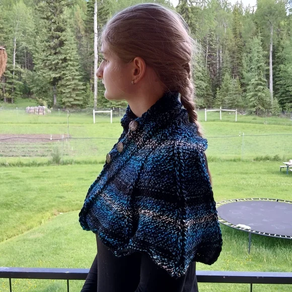 Dragon Wing Cowl Scarf - Black Aquamarine - Picture 2 of 6